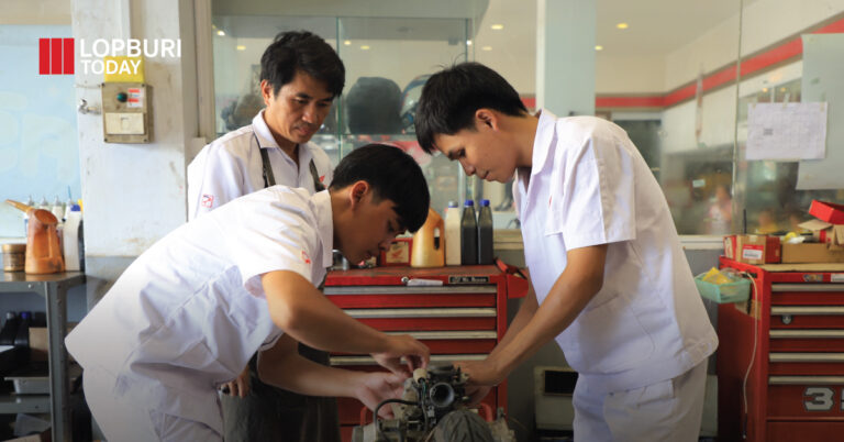 ผู้ตรวจการแผ่นดินตรวจเยี่ยมนักเรียนที่ไม่ได้เรียนต่อหลังจบการศึกษาภาคบังคับ