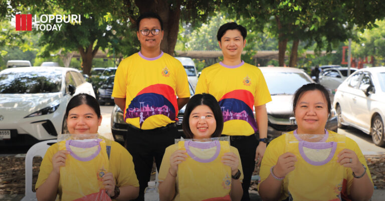 รับเสื้อวันแรก โครงการ เดิน วิ่ง ปั่น ป้องกันอัมพาต ครั้งที่ 10