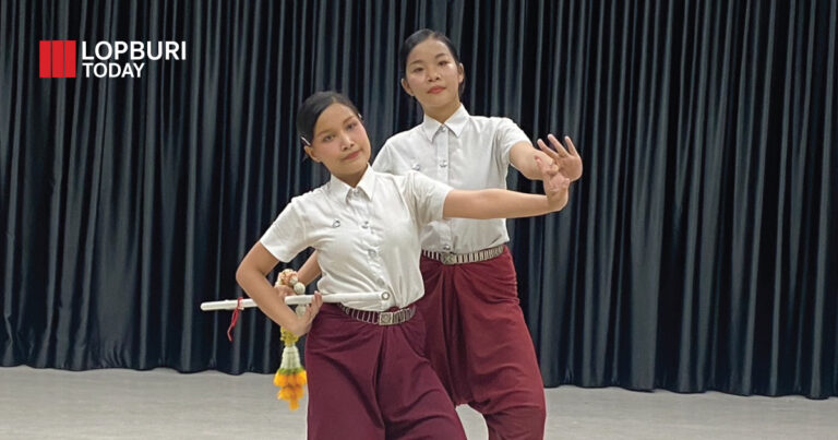 นาฎศิลป์ลพบุรี รับสมัครม.1 และ ปวช.1 รอบโควต้า