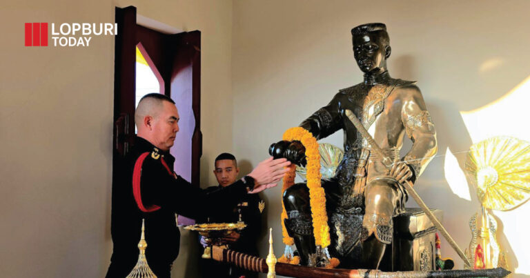 หน่วยบัญชาการสงครามพิเศษประกอบพิธีบวงสรวงเนื่องในวันยุทธหัตถี และวันกองทัพไทย