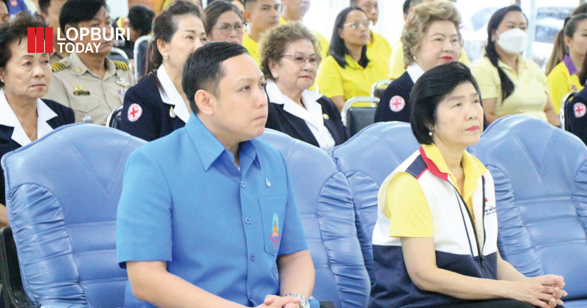 น้ำพระทัยยังคงอยู่… มูลนิธิราชประชาฯ มอบเงินช่วยเหลือ 2 ครอบครัวผู้สูญเสียจากภัยพิบัติในโคกสำโรง