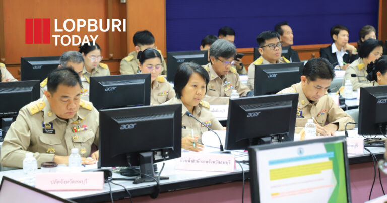 ลพบุรีประชุมคณะกรมการจังหวัด เดินหน้าขับเคลื่อนนโยบายรัฐบาล พร้อมถวายความอาลัย สมเด็จพระนางเจ้าสิริกิติ์ พระบรมราชินีนาถ พระบรมราชชนนีพันปีหลวง