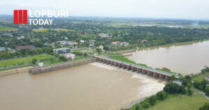 จังหวัดลพบุรีแจ้งเตือนประชาชนเฝ้าระวังระดับน้ำเพิ่ม หลังเขื่อนเจ้าพระยาเพิ่มการระบายน้ำเป็น 2,700 ลบ.ม./วินาที