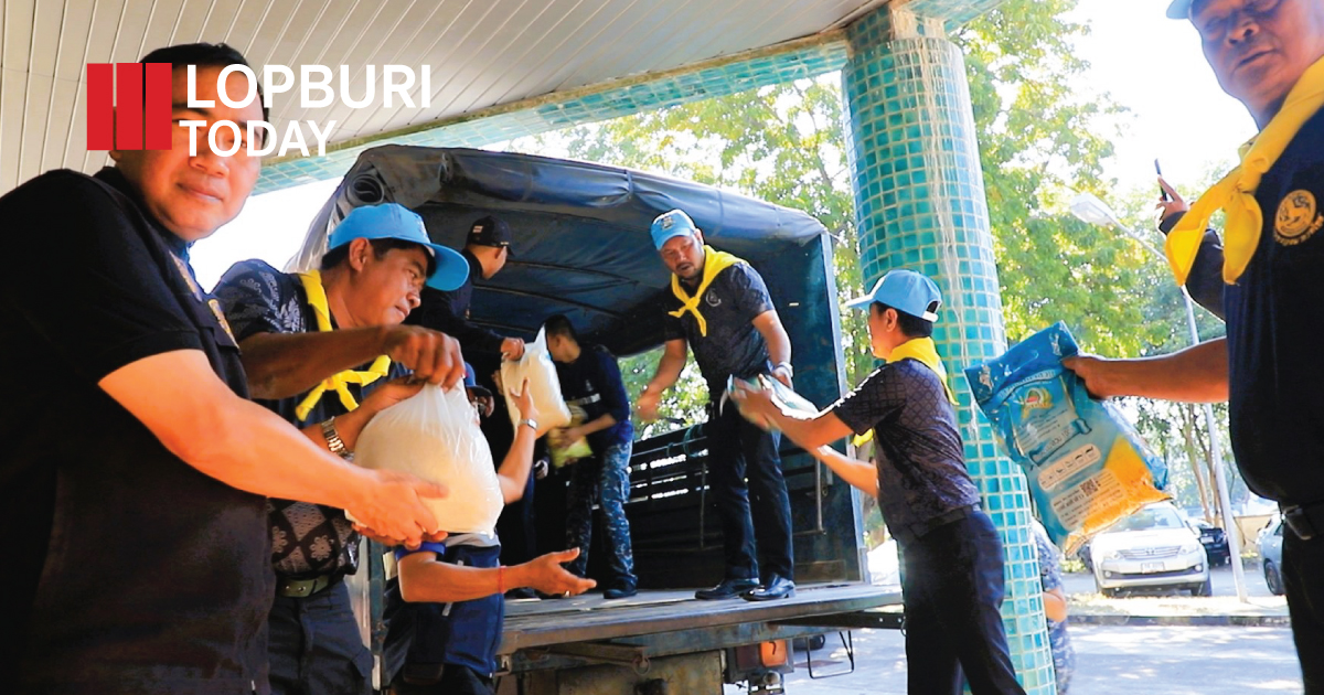 จังหวัดลพบุรีหลอมรวมใจ ส่งขบวนธารน้ำใจช่วยผู้ประสบอุทกภัยภาคใต้ มูลค่ากว่า 1.3 ล้านบาท