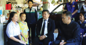 ผู้ว่าฯ นำคณะเยี่ยมบ้านนักเรียนทุนพระราชทาน ม.ท.ศ. รุ่นที่ 17 เสริมสร้างขวัญกำลังใจและติดตามความพร้อมเยาวชนผู้รับทุน