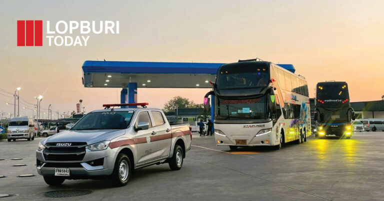 ลพบุรีจัดขบวนประชาชนชุดที่ 4 เข้ากราบพระบรมศพ สมเด็จพระนางเจ้าสิริกิติ์ฯ