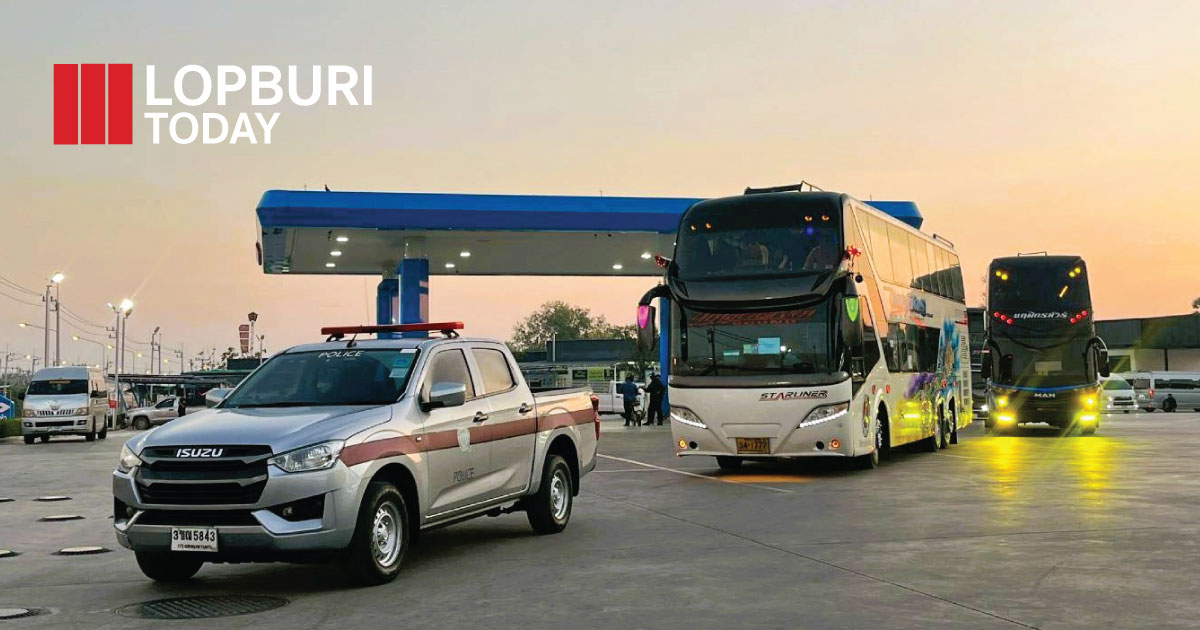 ลพบุรีจัดขบวนประชาชนชุดที่ 4 เข้ากราบพระบรมศพ สมเด็จพระนางเจ้าสิริกิติ์ฯ