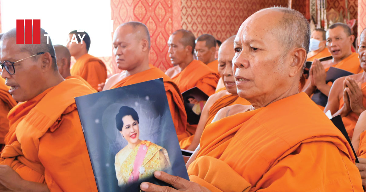 ลพบุรีจัดพิธีสวดพระพุทธมนต์ถวายพระราชกุศล น้อมรำลึกในพระมหากรุณาธิคุณ “สมเด็จพระนางเจ้าสิริกิติ์ พระบรมราชชนนีพันปีหลวง”
