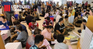 ลพบุรีคึกคัก เจ้าหน้าที่ประจำหน่วยเลือกตั้งรับหีบบัตร เตรียมพร้อมเลือกตั้ง สส. และประชามติ 8 ก.พ.นี้