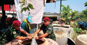 กรมรบพิเศษที่ 1 ลพบุรี ระดมรถบรรทุกน้ำช่วยชาวบ้าน ฝ่าวิกฤติภัยแล้ง โครงการ “ราษฎร์ รัฐ ร่วมใจ ช่วยภัยแล้ง 2569”