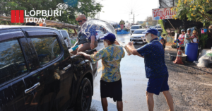 ลพบุรีจัดสงกรานต์คึกคัก ท่ามกลางวิกฤตน้ำน้อย เปิดคำถาม Soft Power ไทย เมื่อความสนุกสวนทางทรัพยากร