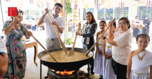 วัดนิคมสามัคคีชัยลพบุรี สืบสานกวนข้าวทิพย์ปีที่ 70 ถวายพุทธบูชาวันวิสาขบูชาโลก