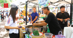 ลพบุรีจัด “ตลาดนัดเกษตรกรสัญจร ครั้งที่ 3” หนุนสินค้าเกษตรปลอดภัย ขับเคลื่อนเศรษฐกิจฐานรากอย่างยั่งยืน