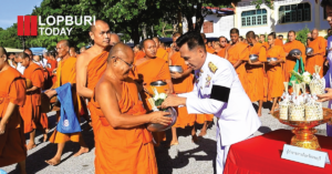ลพบุรีจัดพิธีทำบุญตักบาตร 100 รูป ถวายพระกุศล ฉลองพระชนมายุ 99 พรรษา สมเด็จพระสังฆราช